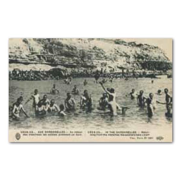 Çanakkale Harbi - Siperlerden Dönen Düşman Askerleri Denizde Banyo Yaparken KP